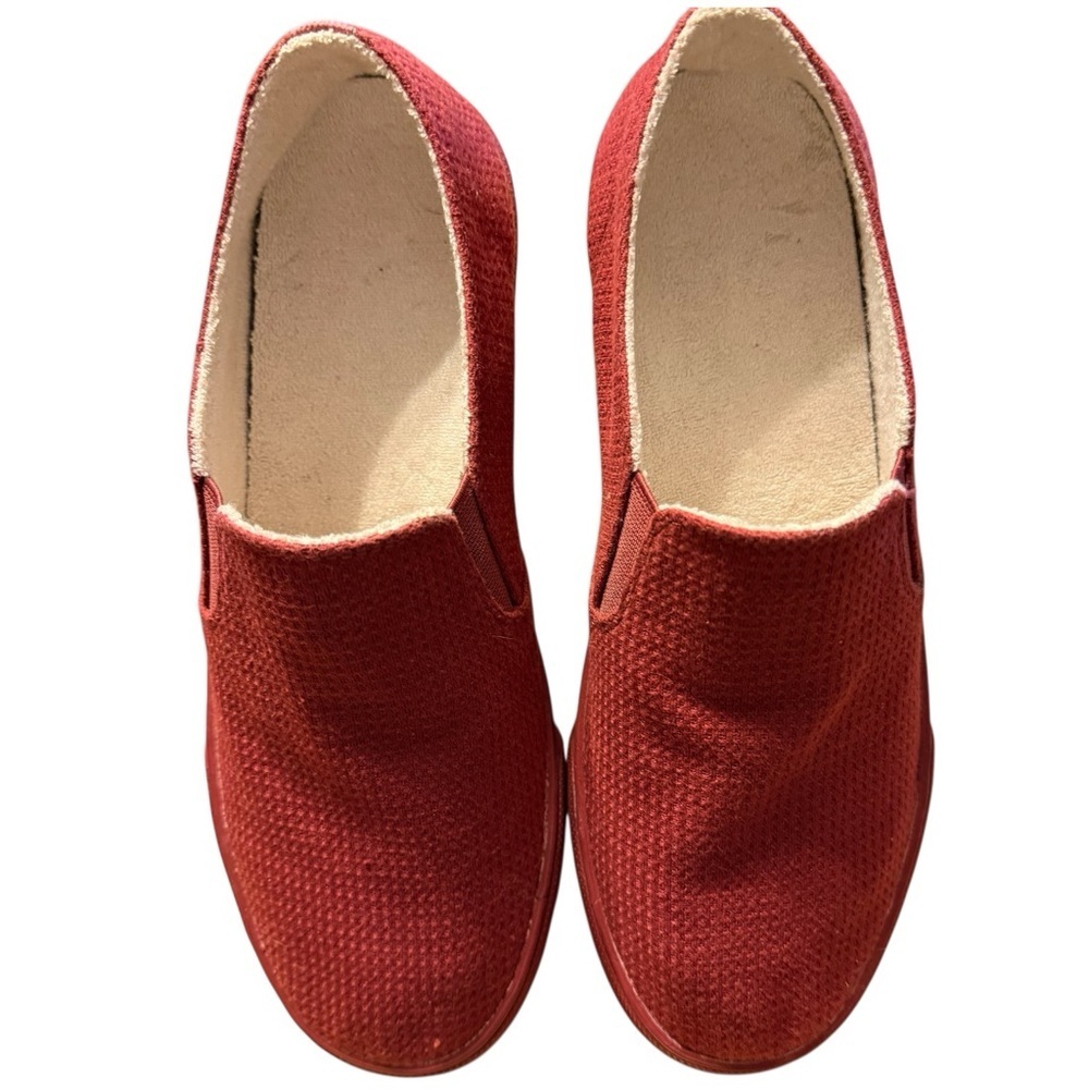Vionic Groove Slip-On Sneakers Shiraz Red Burgundy Orthotic Sample 7M - Picture 4 of 10